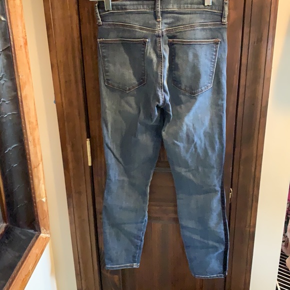 Gap jeans with Velvet stripe - Picture 2 of 8